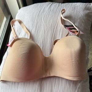 Maidenform Light Beige Bra